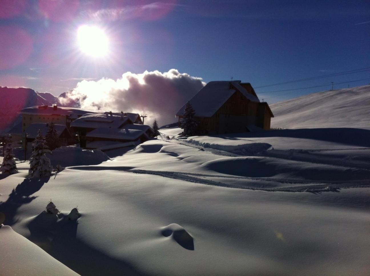 Hotel Le Dome Alpe d'Huez Zewnętrze zdjęcie
