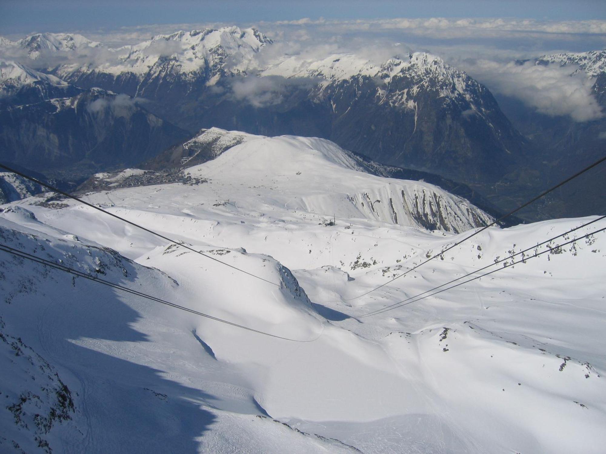 Hotel Le Dome Alpe d'Huez Zewnętrze zdjęcie